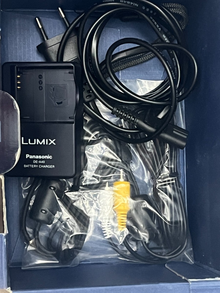 Panasonic LUMIX DMC-FX30 7.2 MP Digital Camera - Blue 37988986378