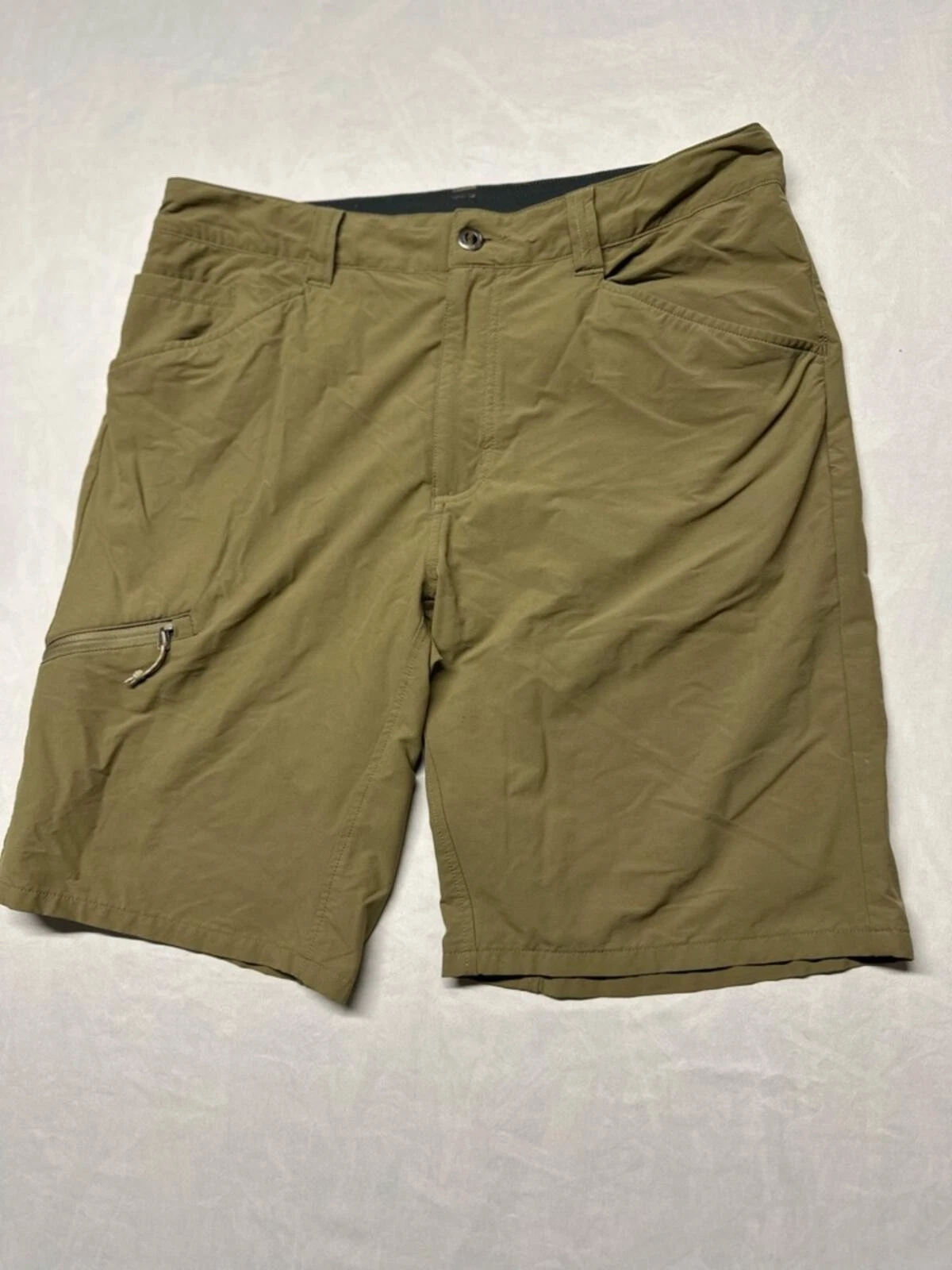 Patagonia Men’s Hiking shorts Size 34