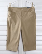CHICO'S NWT 69 So Slimming Brigitte Rivet Capri Pants Size 0.5P US 6 Petite