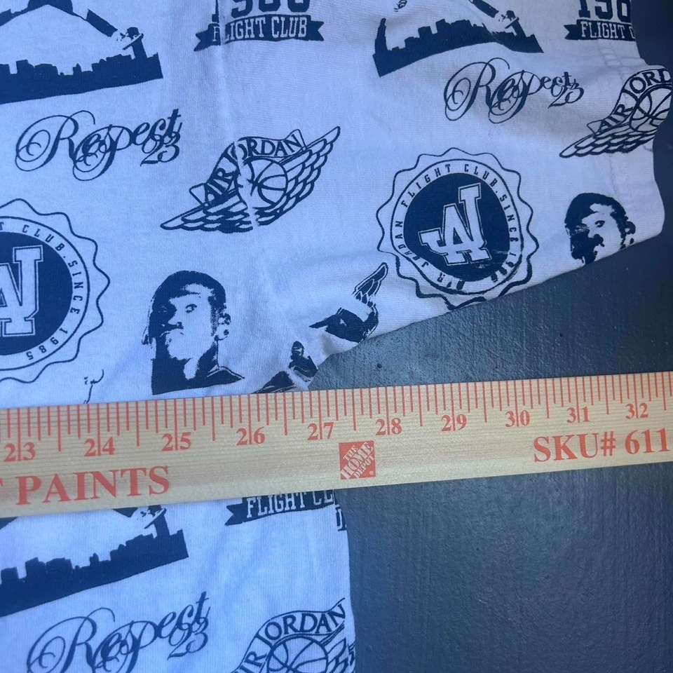 Camiseta vintage Jordan 90 S con estampado integral Foto 4 de 4