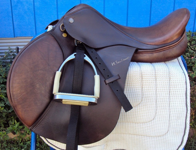 M. TOULOUSE English/Jump Saddle - 17" Seat -GREAT!  FREE Stirrups, Leathers, Pad