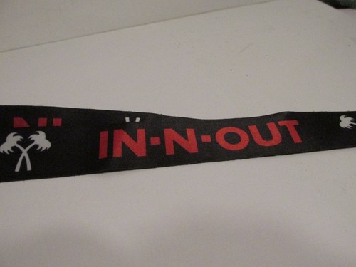 RARE VINTAGE DISCONTINUED IN-N-OUT BURGER PALM TREES ID KEYS BADGE PROMO LANYARD - Afbeelding 4 van 5