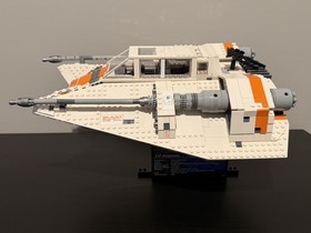 LEGO Star Wars: UCS Snowspeeder (75144), USED, w/ Manual and Minifigs