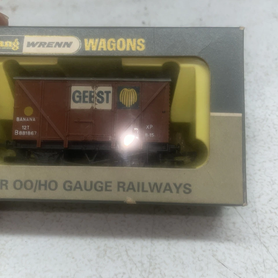 Wrenn 00 Gauge Model Railway - GEEST Banana Van Super Detail W5007 - Image 3 of 4