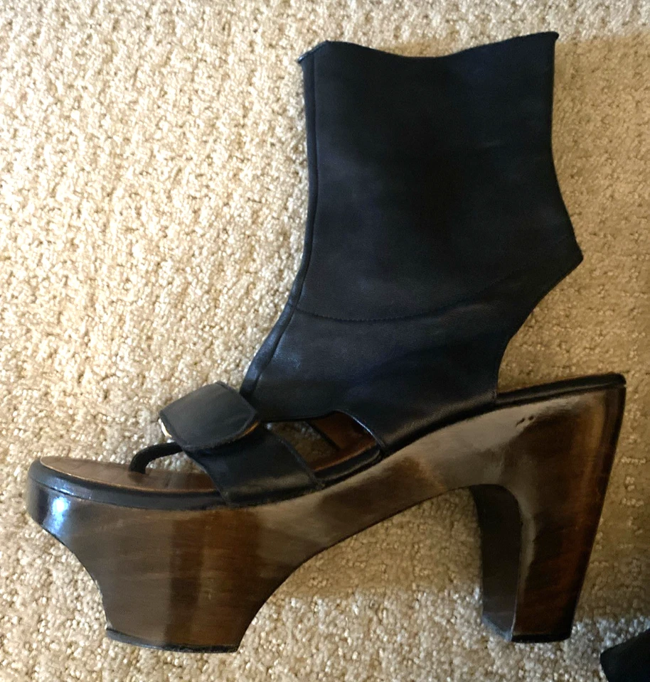 CHIE MIHARA 38 Black Leather Platform ANKLE Wrap BOOTIES Open Toe Heels $498 - Image 3 of 4