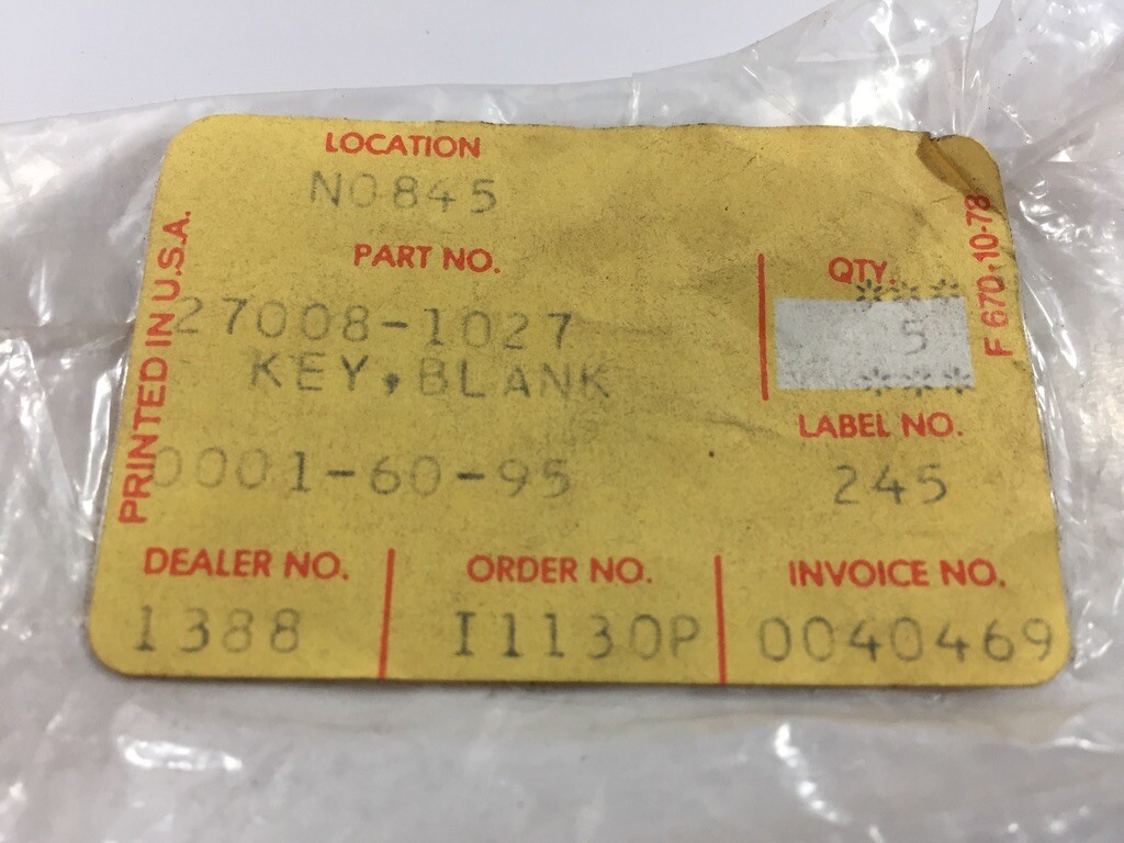 maromiki　1027 OEM part number 2973305700, A2973305700 | M-109