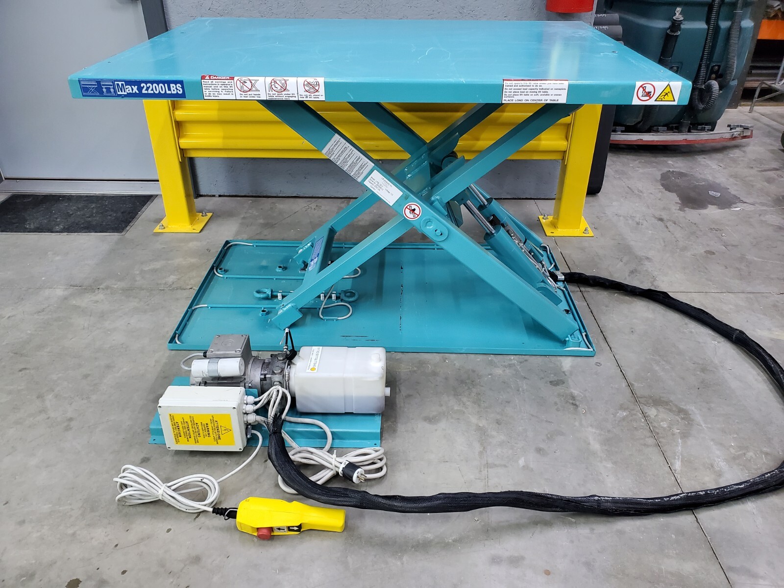 Lift Products LPBL202 Guardian Low Profile Lift Table Hydraulic