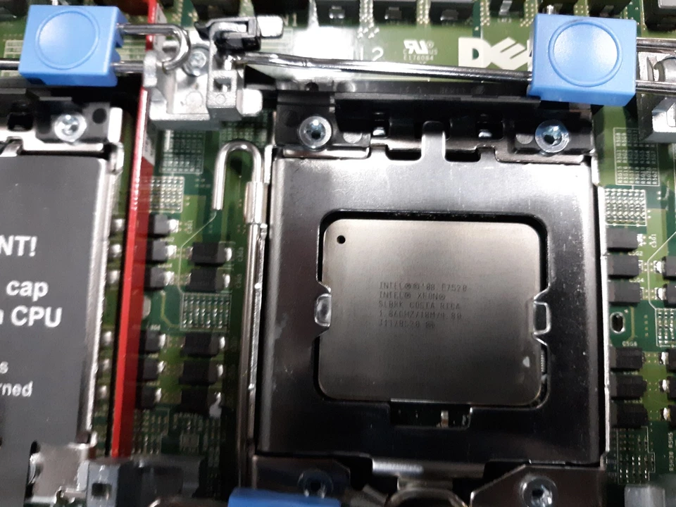 Servidor Dell PowerEdge R910 2x E7520 8x 4GB PC3L-10600R 4x fuente de alimentación de 1100w Foto 2 de 4