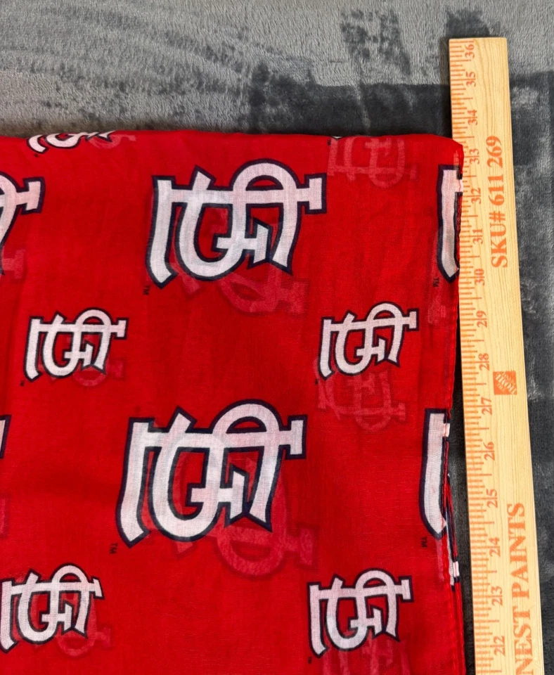 Bufanda infinita roja de los Cardenales de San Luis MLB - Fan para mujer ligera con estampado de logotipo Foto 3 de 4