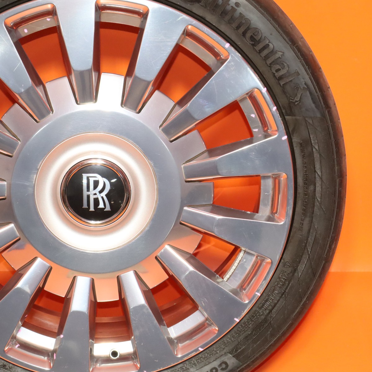 Rolls-Royce Phantom 2017-2022 Front Wheel P/N 36106874351