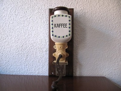 Antike Kaffeemühle Alte Wandkaffeemühle