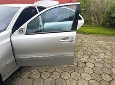 Mercedes W211 S211 E-Klasse Tür vorne links Fahrertür 775 Silber Original /68E Mercedes W211 S211 E-Klasse Tür vorne links Fahrertür 775 Silber Original /68E