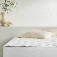 Queen Premium Cooling Mattress Pad - Casaluna