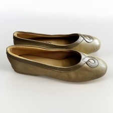 Vintage Oomphies Granada Women  s House Shoes Sz 9 Ivory Leather Swirl Toe Spain