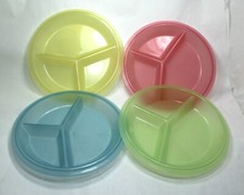 Microwave Divided Plates With Vented Lids Set of 4 Assorted Colors Excellent