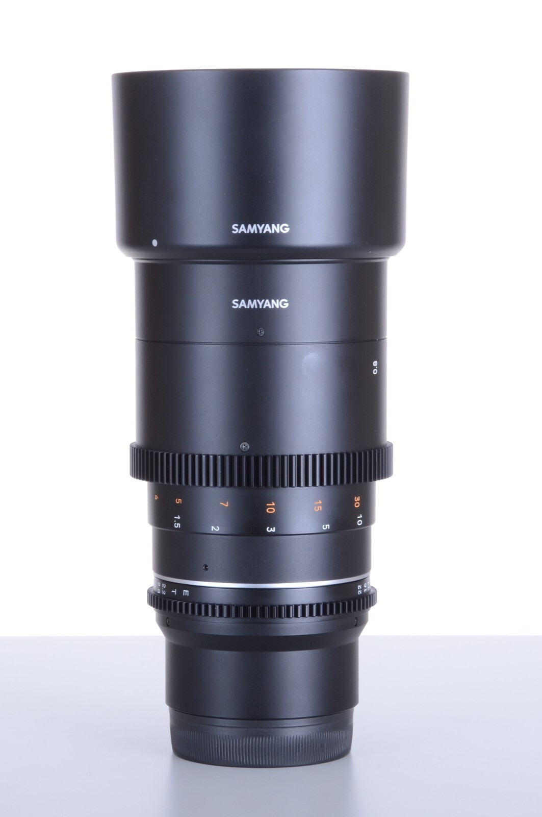 Samyang VDSLR 135mm T2.2 MK2 Telephoto Lens (Sony E-mount)