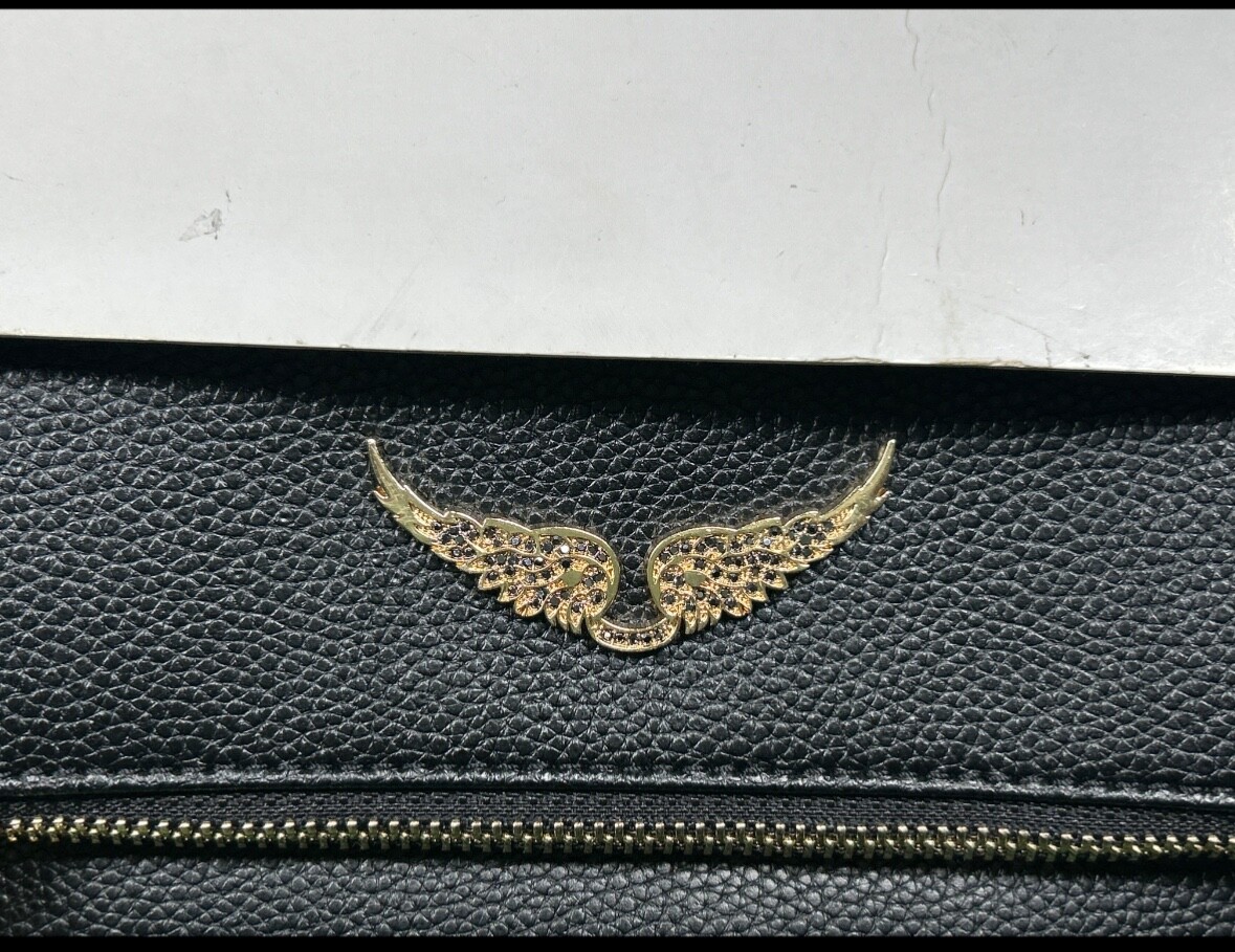 bolso zadig voltaire sin estrenar, color negro y dorado