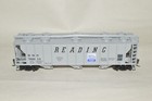 Ho scale Con-Cor Reading Rr Share In Freedom Ps-2 3 bay covered hopper car train