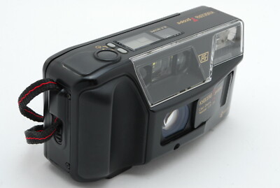 フィルムカメラ KYOCERA T scope Carl Zeiss Tessar 35mm N.MINT w/Strap] Kyocera T Scope Carl Zeiss T*Tessar 35mm f2.8 Film