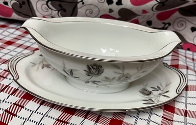 Noritake China White Rosamor 5851 Oval Gravy Boat W/Attached