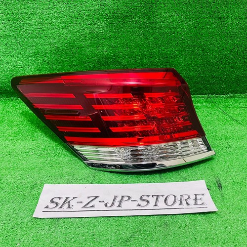 Toyota Genuine GRS210 CROWN Royal Tail Light Rear Lamps Set JDM Used - Picture 4 of 11