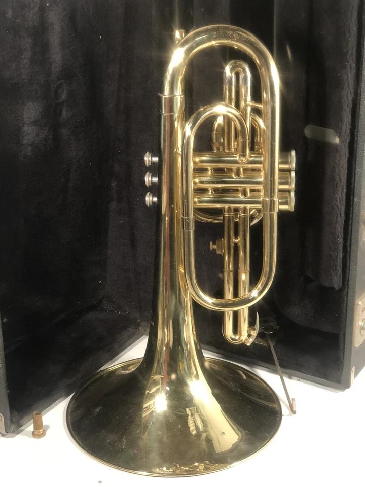 Mellophone Blessing M100 Banda Marchante Hecho en EE. UU. Foto 4 de 4