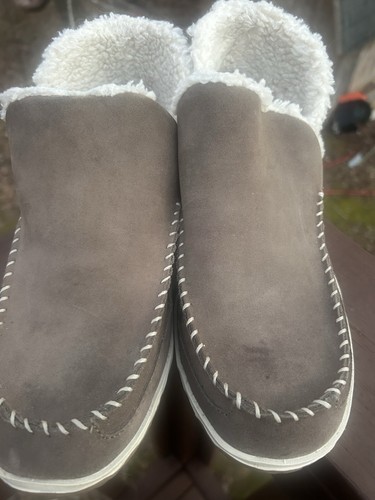 LL Bean Women's Mountain Slippers Size 11 Tan Brown Moccasin Fleece, Suede Boots - Picture 5 of 5