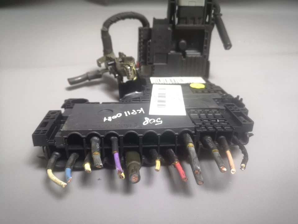 Caja Fusibles Administrador Batería Peugeot 508 9665877980 Foto 2 de 4