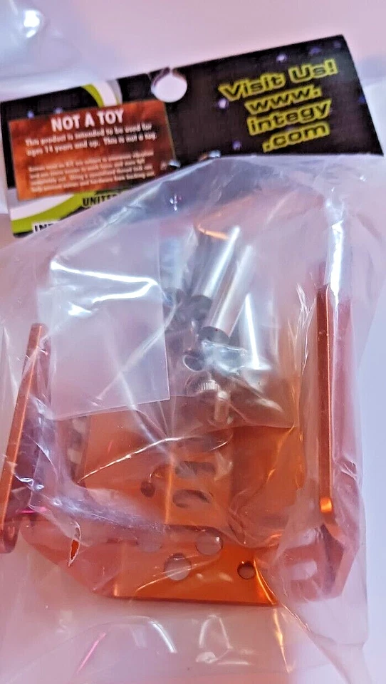 C26715ORANGE Caster block, C26138ORANGE ESC Mt & C26717ORANGE Skid Plate - Image 4 of 4