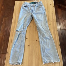 Vintage Levis Silvertab Jeans Size Medium 5/6 MED Not Your Basic Jean Label USA