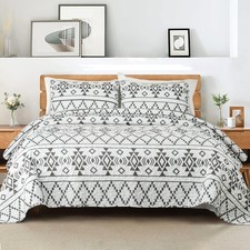 Twin Quilt Set - Reversible White Quilts Twin Size with 1 Pillow Sham, Lightw...