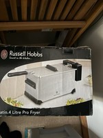 Russell Hobbs Stainless Steel 4 Litre Deep Fryer Brand New In Box Never Used