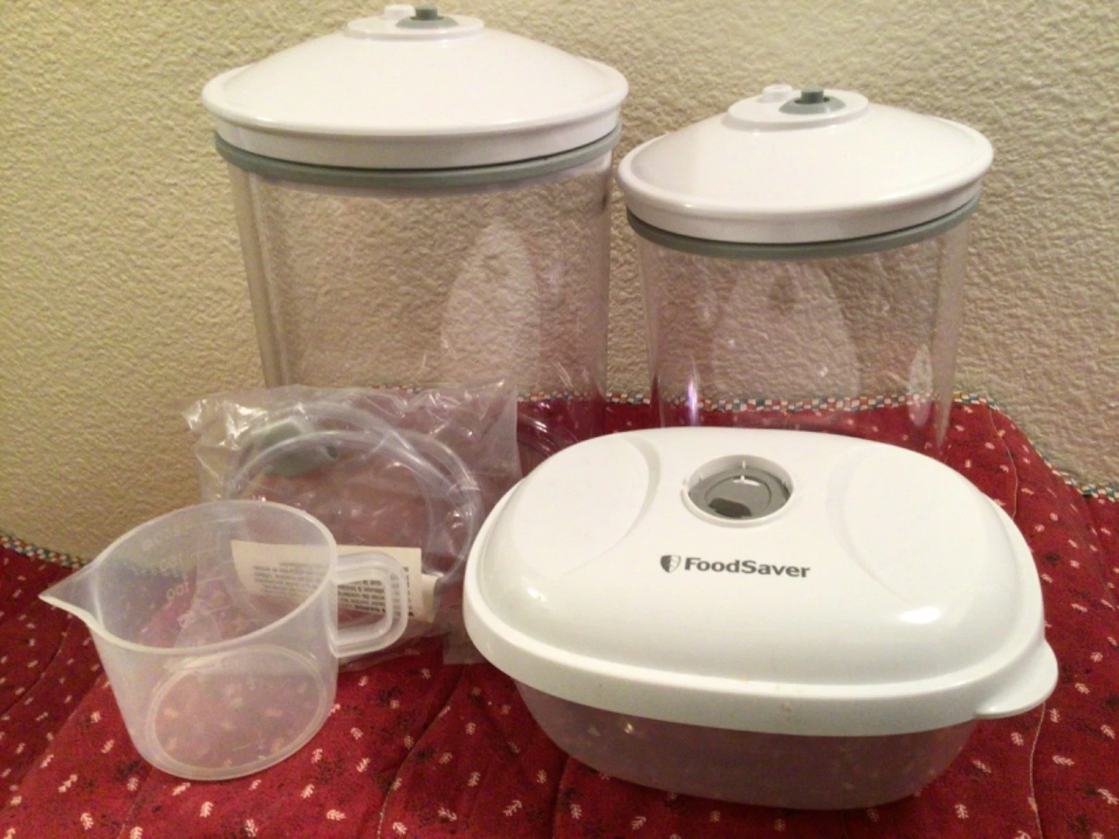 FOODSAVER LOT Kitchen Vacuum Canister Containers 80 & 50oz /Lids NEW + Acc