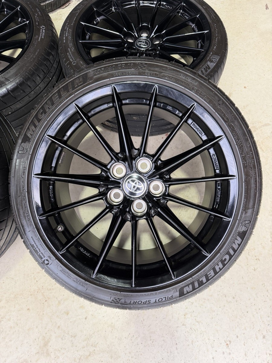 2025 Toyota Gr Corolla 18” Wheels Rims Tires OEM Black 2024 42611
