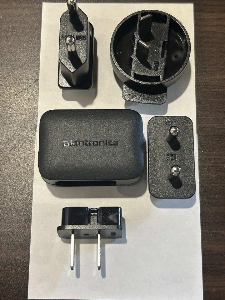 Plantronics (5V/750mA) USB International Travel Wall Charger Adapter (SSC-4W5) - Image 3 of 4
