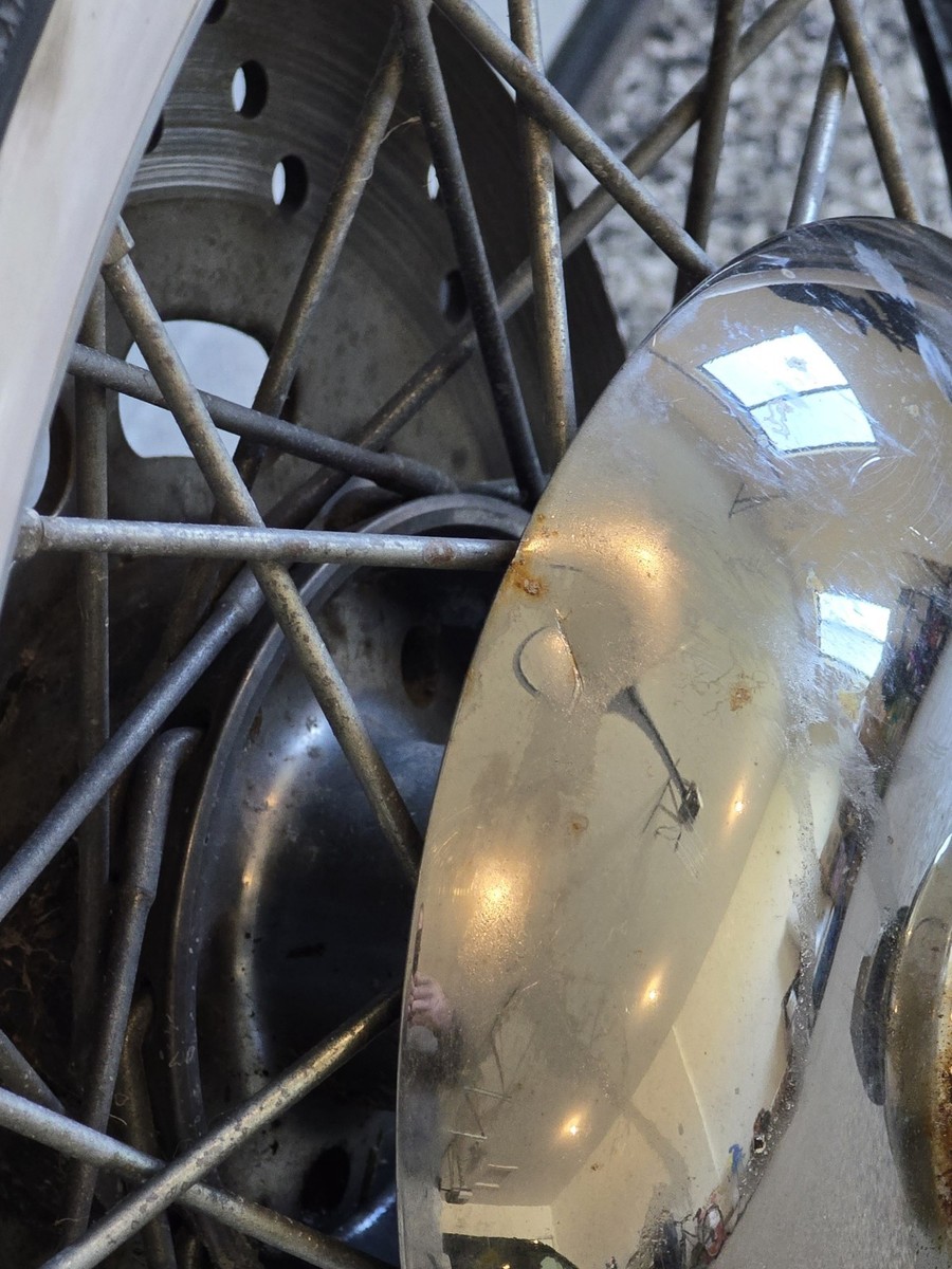 OEM 1997 Harley-Davidson Softail Springer Spoke Front Wheel 16 | eBay