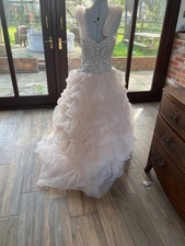 Gorgeous Ian Stuart wedding Dress 8-10 colour Sand and Sparkle!!