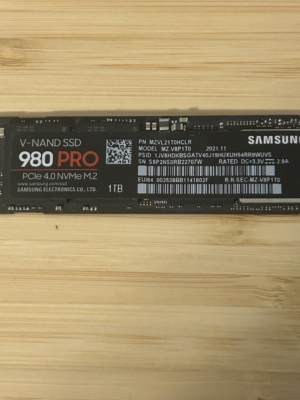 Samsung 980 PRO 1TB SSD, PCIe 4.0 x 4 M.2, M.2 2280 Internal Solid State...