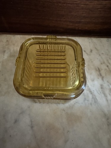 Vintage Federal Glass Amber Golden Yellow 4" Square Refrigerator Dish with Lid - Picture 2 of 6