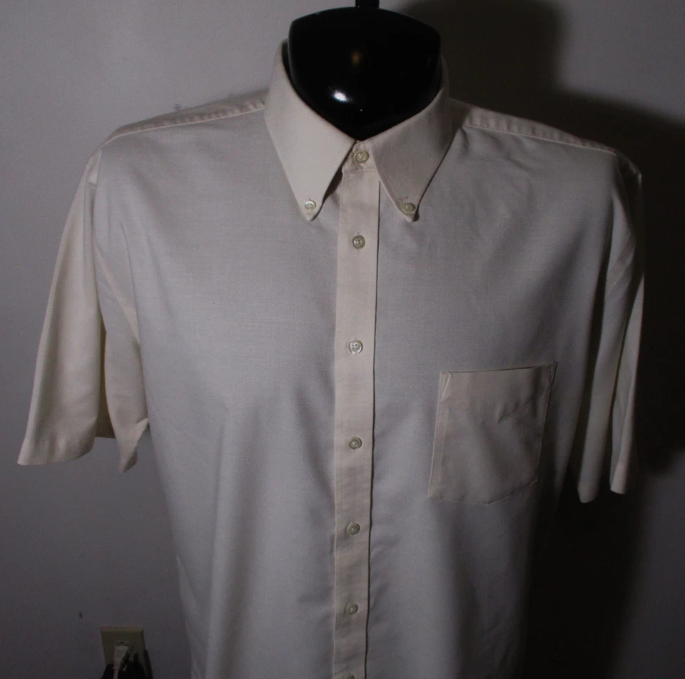 STAFFORD Beige Short Sleeve "Oxford" Dress Shirt Men's Size 17.5 - Image 2 of 4