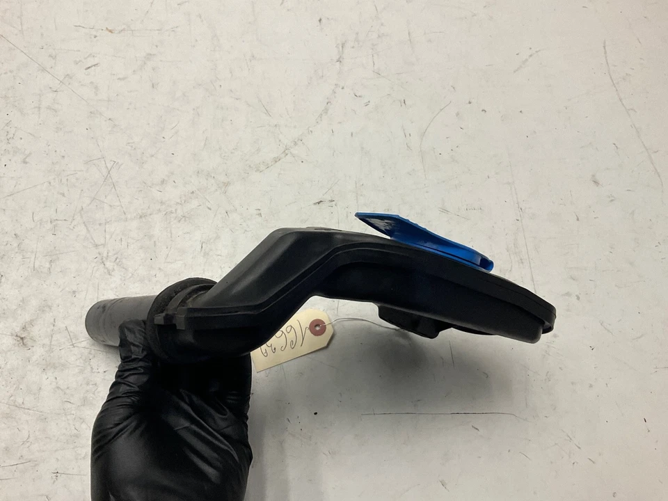 2009 AUDI Q5 верхний ветровое стекло омывателя резервуар наполнитель гриф OEM 8R0955452A - Изображение 3 из 4