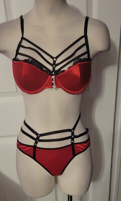 fredericks of hollywood seduction Vintage Bra Set 