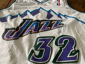 karl malone hardwood classic jersey