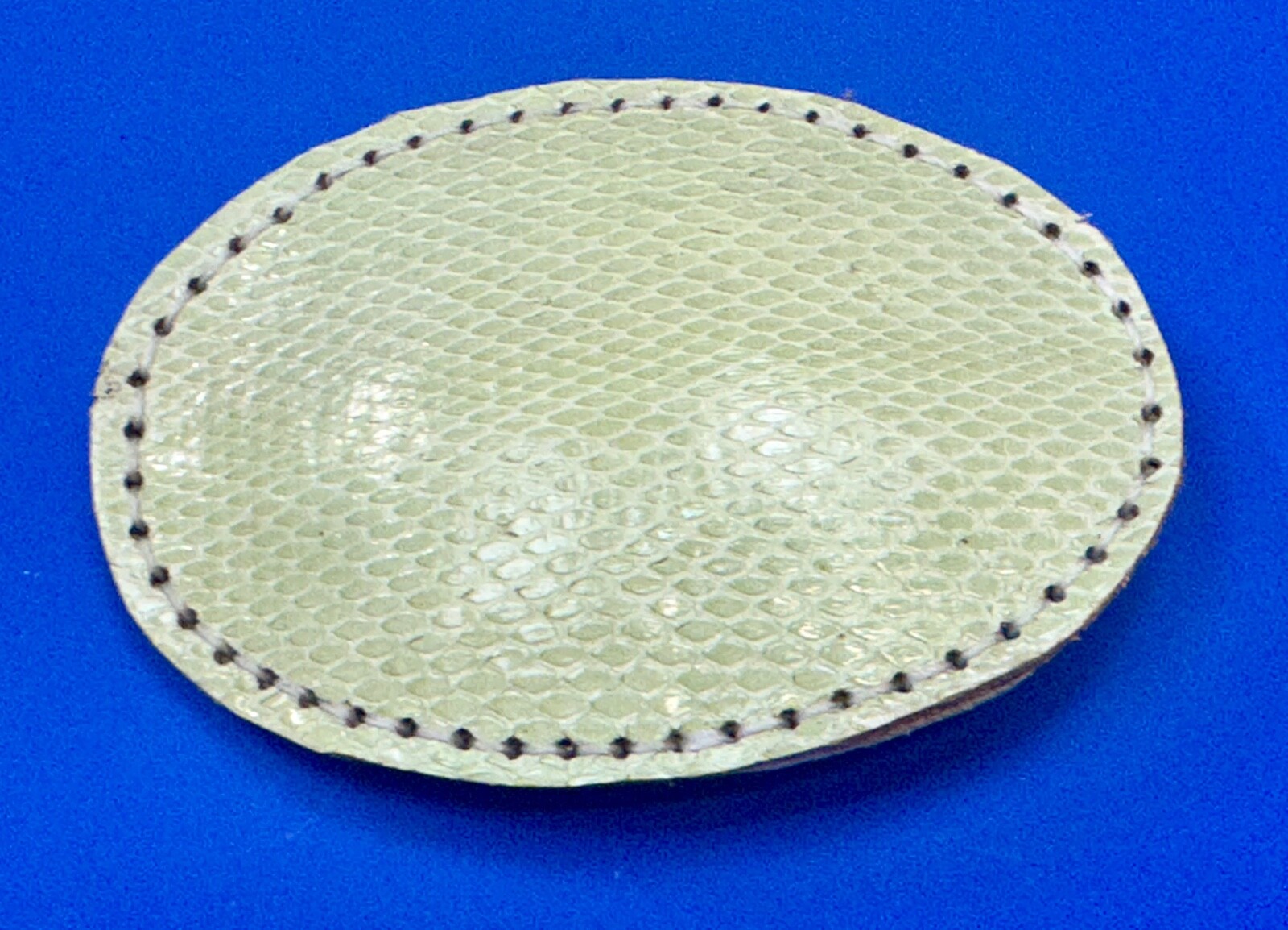 White Reptile Snake Skin? Python? Leather Oval Vi… - image 1