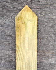 TANALISED POINTED TOP PICKET FENCE PALING 18mm x 70mm x 900mm