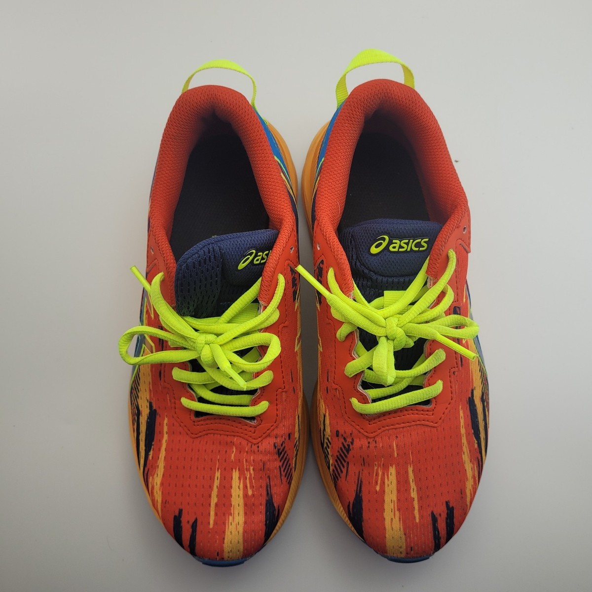 ASICS Gel Noosa Tri 13 Youth Size 5 Running Shoes Orange Neon