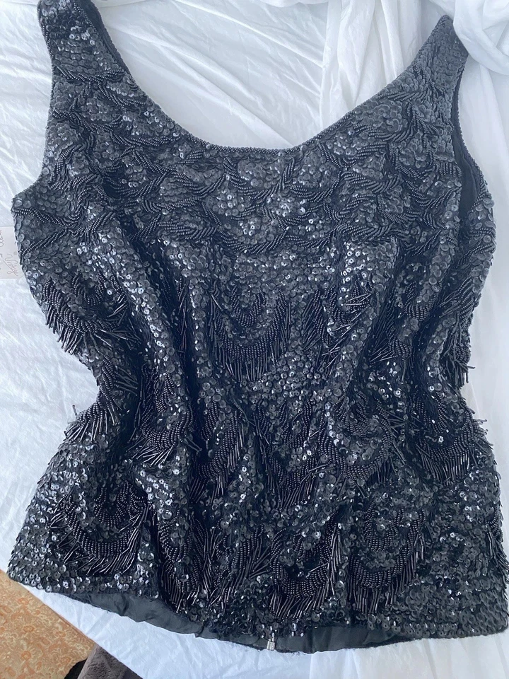 批量 2 件 复古串珠和亮片上衣 – 黑色和香槟衬衫 – S/M — 第 3/4 张图片