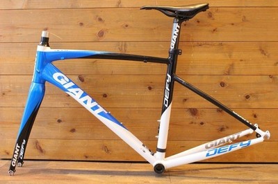 Giant Defy 3 Aluminum Road Bike Frameset 2010 Size S | eBay
