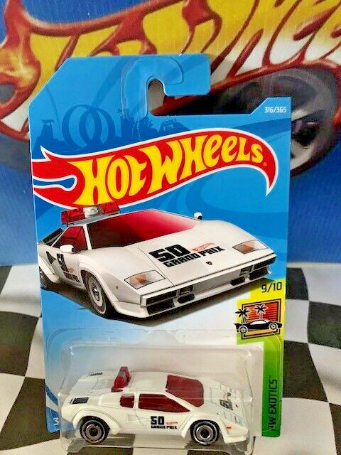 Hot Wheels 2018 HW Exotics 9/10 316 1982 Lamborghini Countach Pace Car WHITE