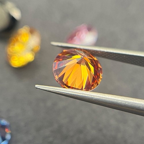 Piedra de moissanita suelta redonda color rojo rosa VVS1 de 5 ~ 10 mm con certificado GRA - Imagen 2 de 8